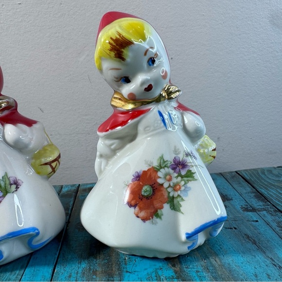 Vintage 40s 50s Regal Hull Little Red Riding Hood Ceramic Salt and Pepper Shaker - Picture 5 of 16